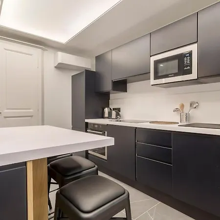 Superb In The Heart Of The Peninsula - Air-conditioned Apartment *