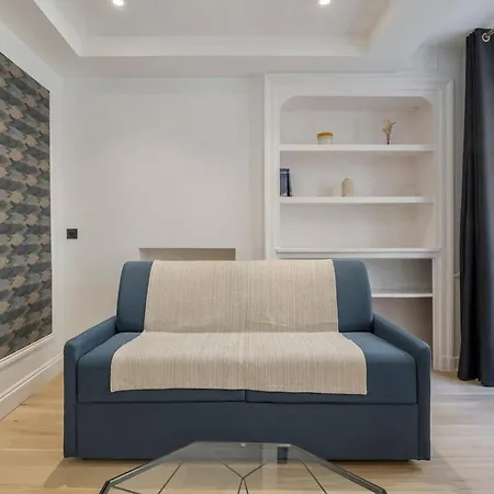 Superb In The Heart Of The Peninsula - Air-conditioned Apartment